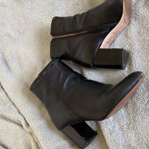 Coral Como Ankle Booties